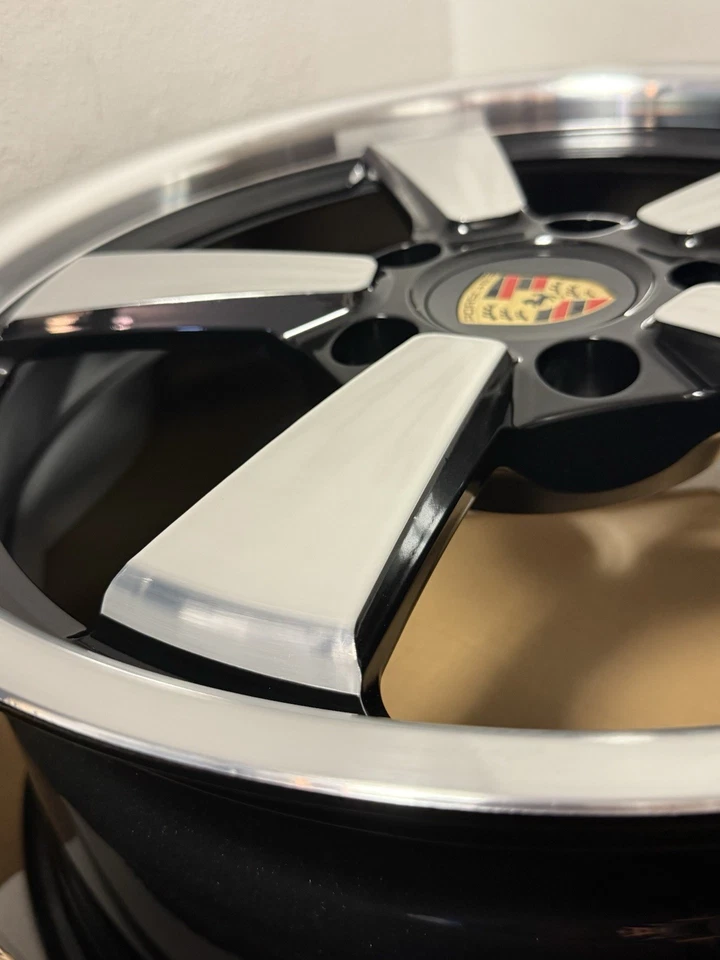 "Ruedas retro personalizadas de aluminio de 18"" asimétricas para Porsche 911 y Boxster" Foto 1 de 4