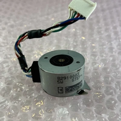 Crouzet 82910003 Stepper Motor, 12.7VDC, 190 mA, SPR: 48, Angle: 7.5° - Image 1 of 4