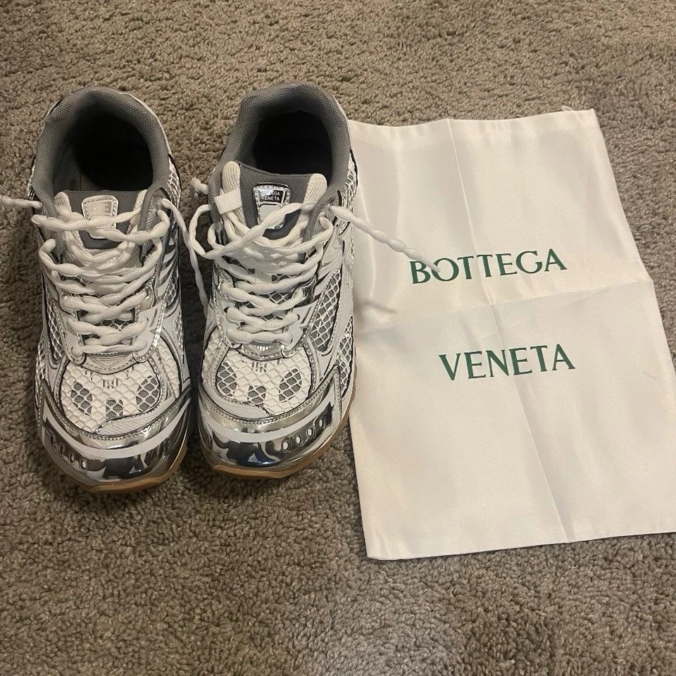 Bottega Veneta Orbit Silver Eu 43 Us 10 with Box Worn Once Excellent Condition - Image 1 of 2