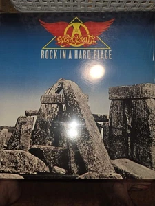 Aerosmith - Rock In A Hard Place - FC 38061 - 1982 ex - Picture 1 of 5