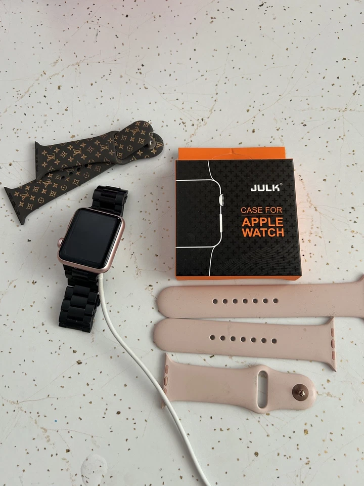 Apple watch first generation - Image 1 of 1