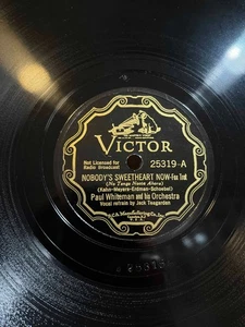 c 78 RPM Lot of 2 Paul Whiteman on Victor 25319, 25192 - Picture 1 of 4