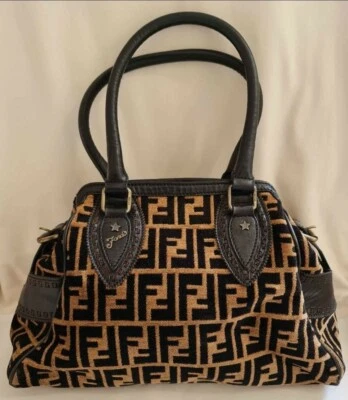 Pre-Owned Authentic Fendi du jour black/brown leather /suede bag - Image 1 of 4