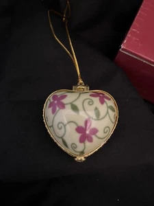 Sweet Memories Puffed Heart Trinket Box Ornaments, Original Box - Picture 1 of 2
