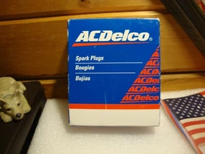 4 pk Genuine GM ACDelco Spark Plugs R44LTS6 4.3 Chevy 96-99 - Picture 1 of 4