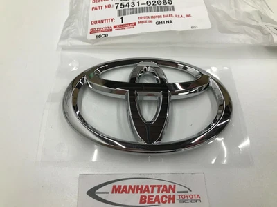 🔥🔥14-16 NEW TOYOTA COROLLA 🔥🔥 EMBLEM CHROME FRONT GRILLE 2014 2015 2016 logo - Image 1 of 4