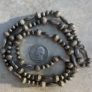 Navajo Pearls STERLING Fluted Saucers Melon BENCH BEADS Necklace VTG Silver 28" - Picture 1 of 5