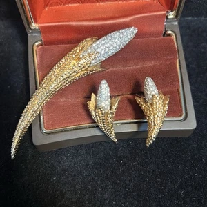 Vintage JOMAZ MAZER RHINESTONE CORN GOLD Tone PIN BROOCH EARRINGS SET - Picture 1 of 1