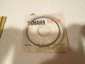 Nuevo anillo de pistón Yamaha de nuevo de lote antiguo 427-11611-30 .75 - Imagen 1 de 1