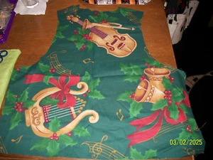 2 Christmas music vest patterns - Picture 1 of 19