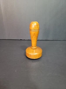 Calza legno vintage strumento filato pestek cucito alto 4,50" bellissimo intagliato a mano  - Foto 1 di 6
