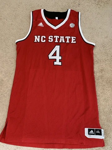 NC State Wolfpack Official Game Basketball Jersey / Men’s 2XLT Cover