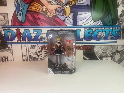 Figura de acción DC Collectibles Batman: Arkham Knight: Harley Quinn Foto 1 de 4