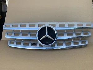 09-11 Mercedes W164 ML350 ML550 Front Radiator Hood Grille Grill Assembly OEM - Bild 1 von 19
