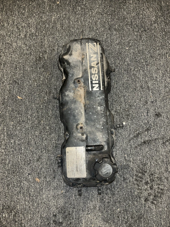 Nissan D21 Datsun 720 1980-86 OEM Z24 cubierta de válvula camioneta 720 OEM Z24 Nissan Foto 1 de 4