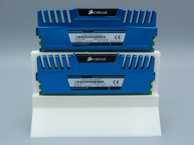 2x 4GB Corsair VENGEANCE CMZ8GX3M2A1600C9B 8GB DDR3 1600MHz PC3-12800U PC RAM - Bild 1 von 2