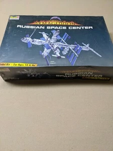 REVELL ARMAGEDON RUSSIAN SPACE CENTER NEW SEALED BOX # 85-3628 1/144 scale - Picture 1 of 5