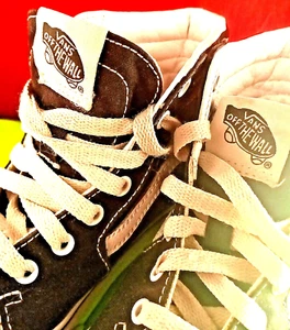 Vans Off the Wall Hi-Top Skate Shoes- Youth Size 3 - Picture 1 of 19