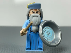 Minifigura LEGO Harry Potter Albus Dumbledore 71022 serie 1 plato remolino metálico - Imagen 1 de 8