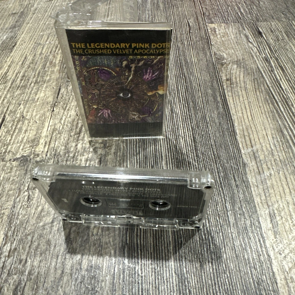 LEGENDARY PINK DOTS: the crushed velvet apocalypse PLAY IT AGAIN SAM Cassette Se - Imagem 1 de 4