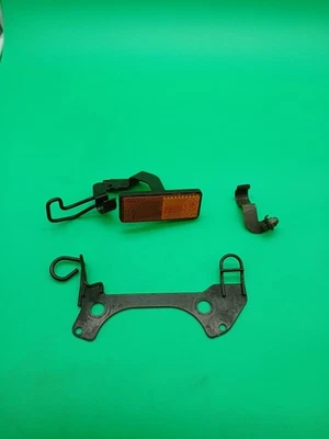 04 2004 YAMAHA XVS650 V-Star классический передний тормозной магистрали кронштейны - Изображение 1 из 4