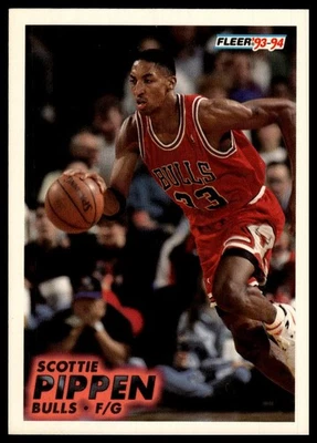 1993-94 Fleer #32 Scottie Pippen - Image 1 of 2
