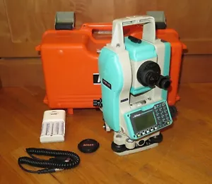 Nikon DTM-322 Precision Surveying Total Station, AA Battery Holder, Cable & Case - Picture 1 of 15