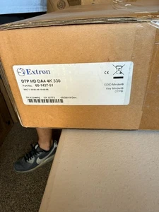 Extron DTP HD DA4 4K 330 - Picture 1 of 2