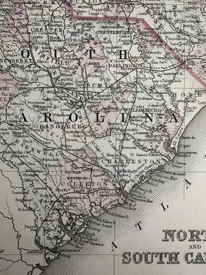 Plano de ciudad de Carolina del Norte y del Sur Charleston 1880 Mitchell coloreado a mano bonito mapa Foto 1 de 4