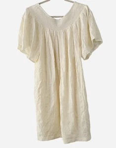 Antiguo Vestido Ajustado Azul Marino Calado XL Crema Ojales Túnica Muumuu Bolsillos Bordados - Imagen 1 de 10