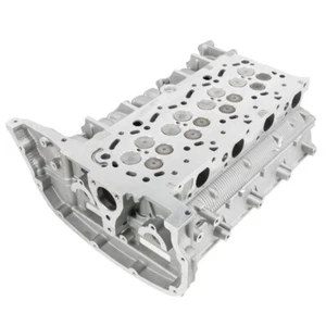 Zylinderkopf mit Ventile für Ford Transit 2.4 DI 908766 - Bild 1 von 4