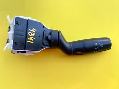 INTERRUPTOR DE CONTROL DE SEÑAL DE GIRO DEL FARO ORIGINAL SUZUKI KIZASHI 2010-2013 OEM 17F512 Foto 1 de 4