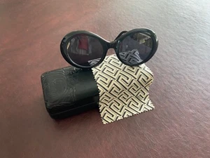 RARE VINTAGE GIANNI VERSACE SUNGLASSES MOD 526/M COL . 852 BK - Picture 1 of 14