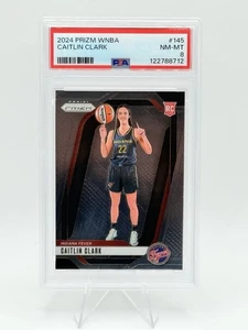 2024 Panini Prizm WNBA #145 Caitlin Clark Rookie RC PSA 8 - Bild 1 von 2