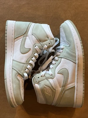 Jordan Retro 1 Seafoam Shoes (Women’s 7) - Image 1 of 4