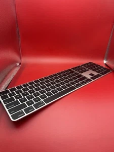 Apple Black Magic Keyboard A2520 w/ Touch ID and Numeric Keypad (A88-3) - Photo 1/8