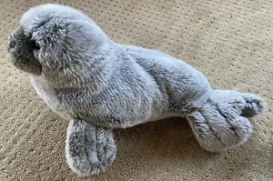 Baby Kegelrobbe Welpe Plüsch realistisches Stofftier 14 cm lang - Bild 1 von 5