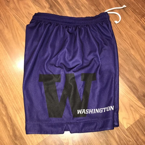 WASHINGTON HUSKIES Shorts Basketball PRACTICE ISSUE Team Player Jersey Medium Cover