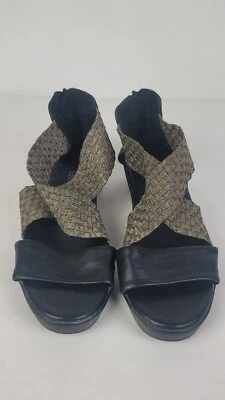 Bernie Mev Womens Black/Gold Slip On Open Toe Sandal Sz 40 - Изображение 1 из 4