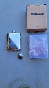 Whiskey/Bourbon Flask Stailess Steel 6 Oz - Picture 1 of 4