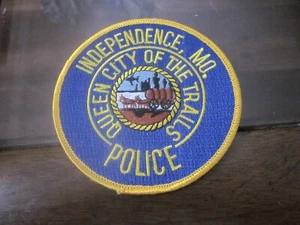 INDEPENDENCE MISSOURI MO POLICE PATCH QUEEN CITY OF THE TRAILS - Picture 1 of 2