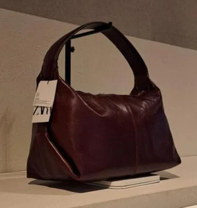 ZARA BNWT 2025. BURGUNDY RED LEATHER SHOULDER BAG ZIP POCKET. 6400/510/624 - Picture 1 of 7