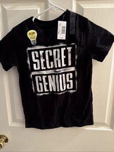 The Children’s Place Black GLOW IN THE DARK Secret Genius Tshirt 5/6 Small NWT - Picture 1 of 3