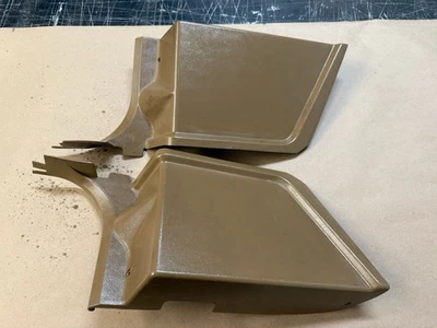 Ford Bronco 1980-1991 80-91 cinturón de seguridad retractor cubiertas par de piso bronceado OEM Foto 1 de 4