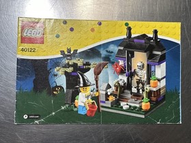 2015 LEGO Halloween 40122 Manual Booklet Only  Used Condition
