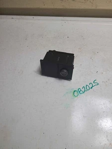 99-02 CHEVY SILVERADO oem FOG DRIVING LIGHT LAMP SWITCH SUBURBAN TAHOE GMC - Picture 1 of 2