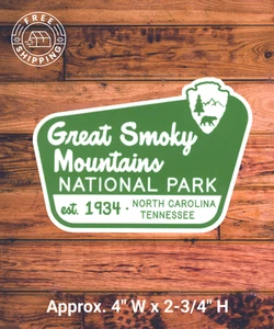 Great Smoky Mountains National Park Sign Sticker Decal 4" x 2-3/4" - Foto 1 di 2