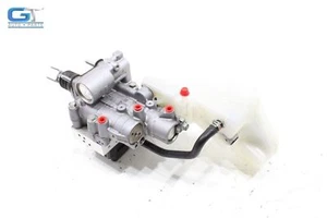 2019 - 2021 LEXUS UX250H POWER BRAKE MASTER CYLINDER & RESERVOIR OEM - Picture 1 of 10