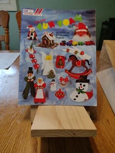 Westeim Crafts Christmas LEAFLET B120 CM2 - Picture 1 of 7