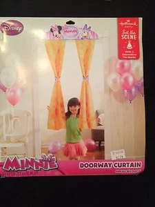 Minnie Mouse Party Doorway Curtain Girls birthday-party decorations/supplies - Picture 1 of 1